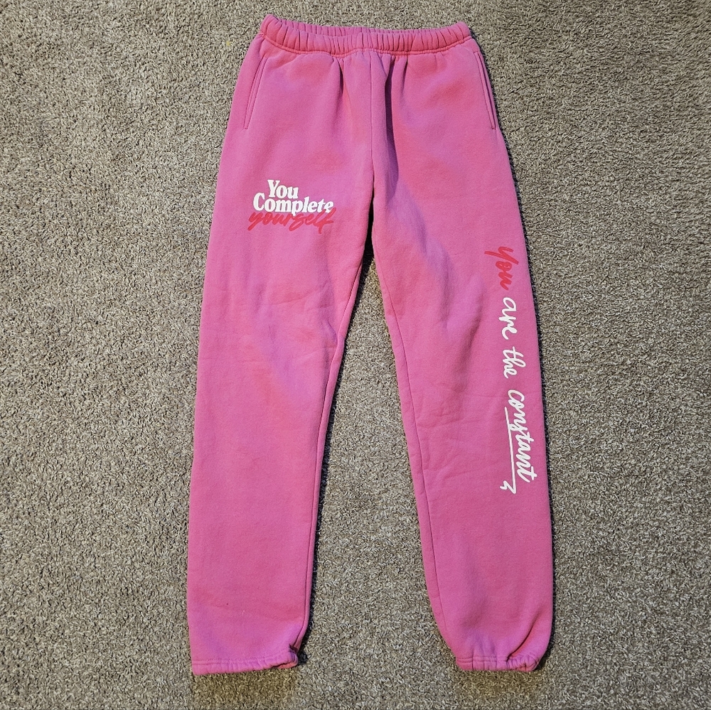 Mayfair Group You Complete You Sweatpants Size S/M